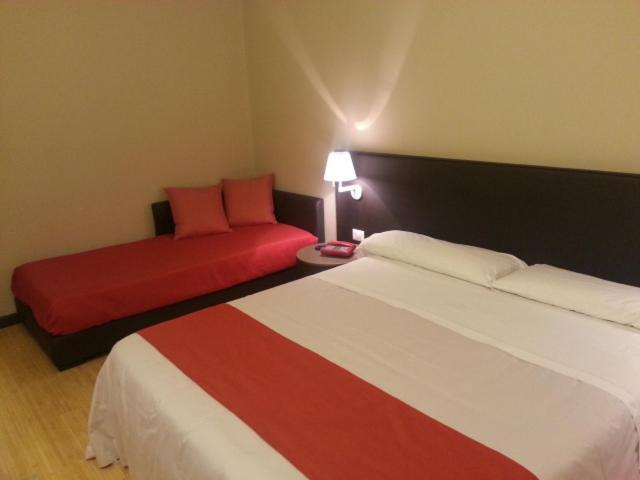 Hotel Le Ville Hotel